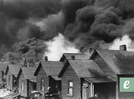 Rogers, Kenneth. The Great Atlanta Fire. 1917.